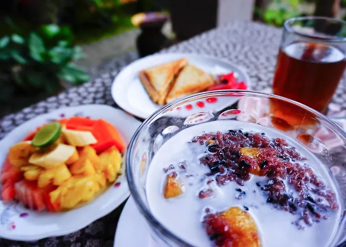 Desak Putu Putra Ubud
